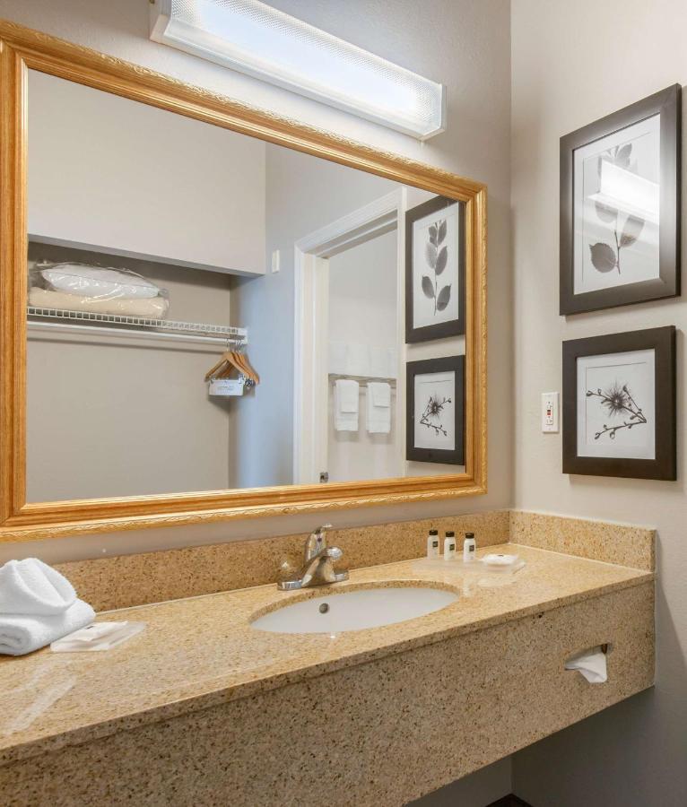 Country & By Radisson, Port Canaveral, Fl